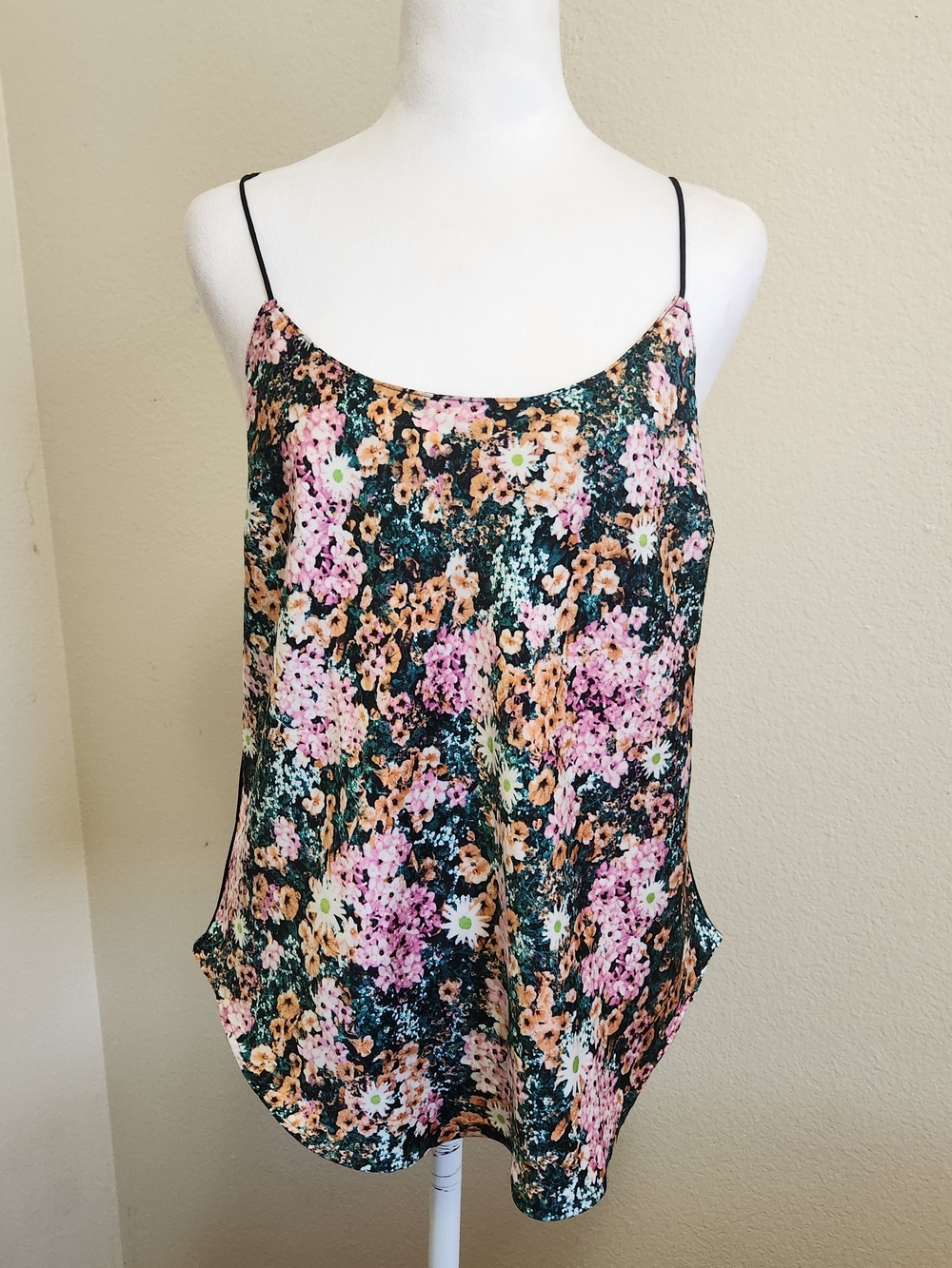 Victoria's Secret Womens M Satin Floral Cami Intimate Sleepwear PJ Spaghetti